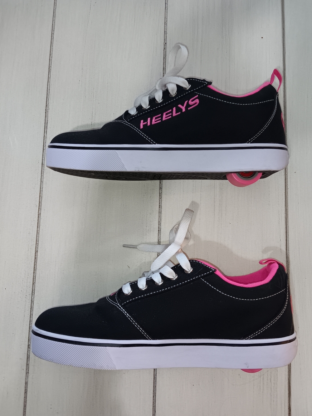 Heelys Black and Hot Pink Skate Sneakers